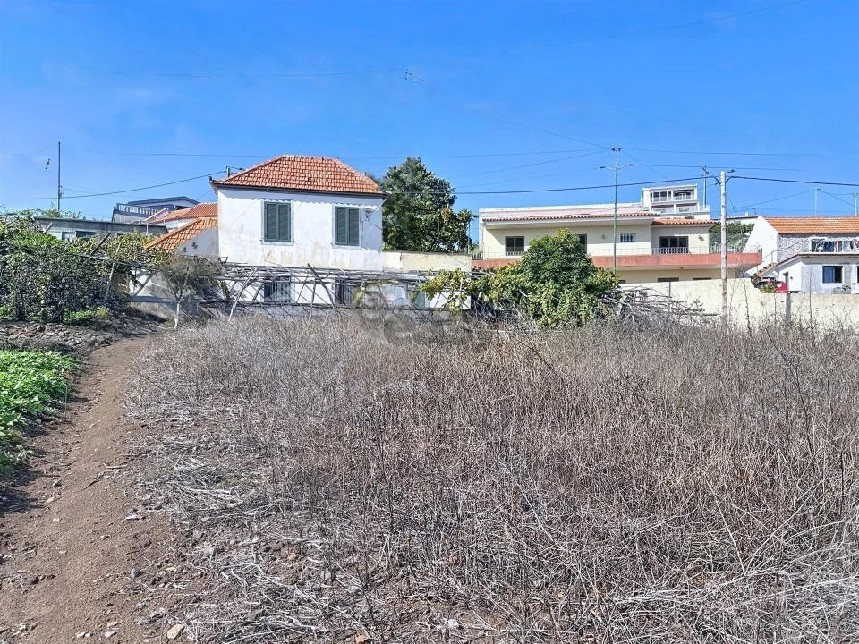 Moradia T3 para Venda em Calheta Foto 38