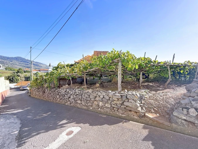 Moradia T3 para Venda em Calheta Foto 40