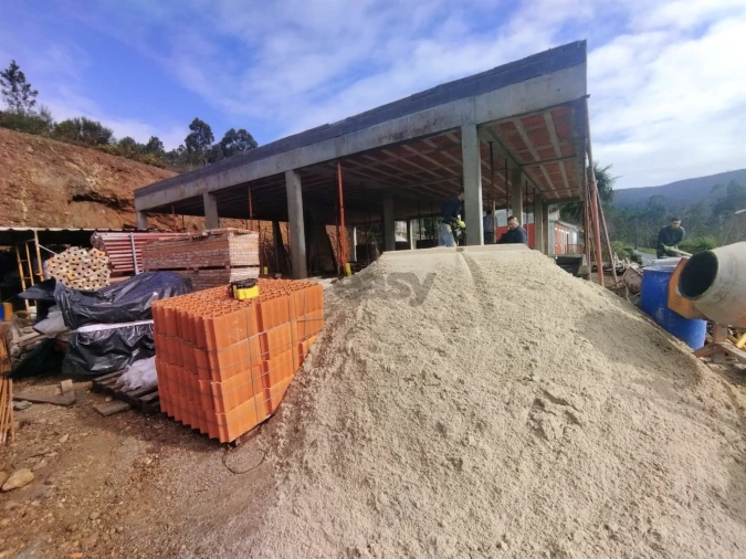 Moradia T3 para Venda em Sopo Foto 2