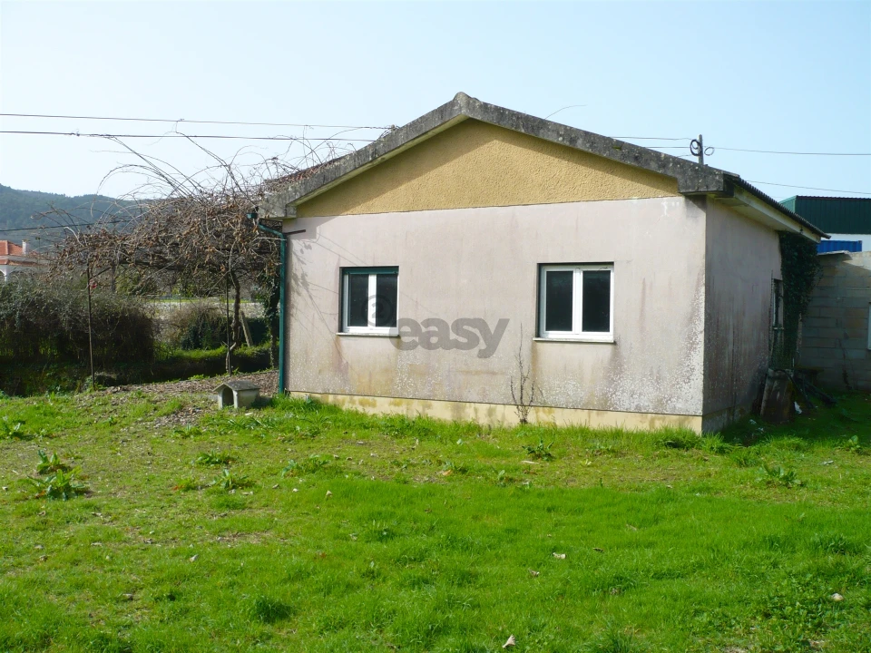 Moradia T1 para Venda em Covas Foto 2