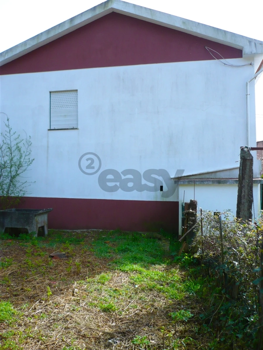 Moradia T2 para Venda em Covas Foto 3