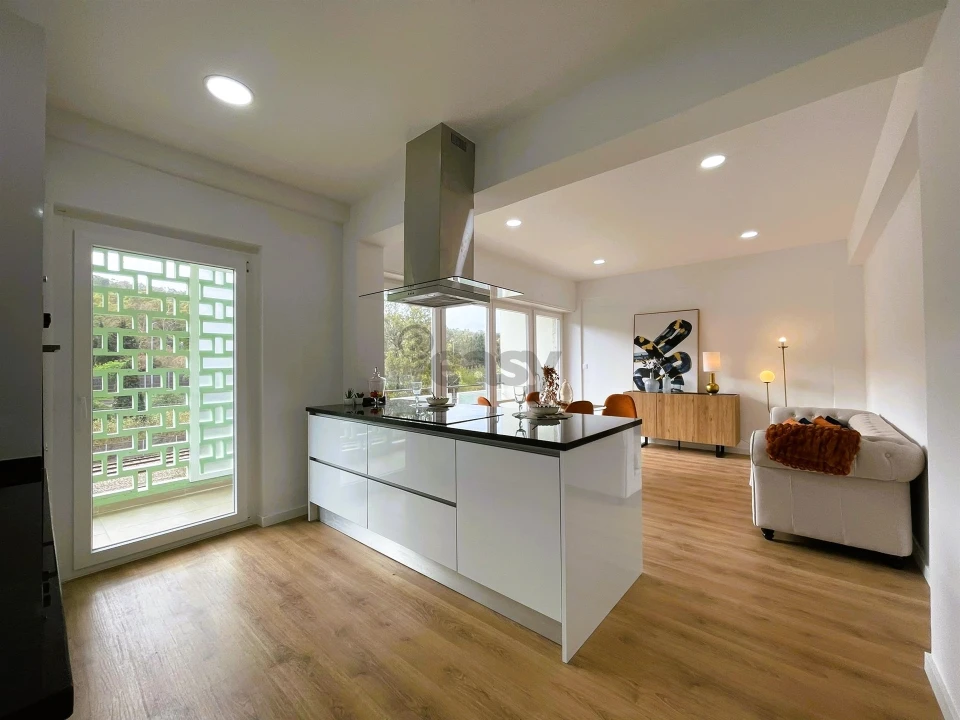 Apartamento T3 para Venda em Benfica Foto 5