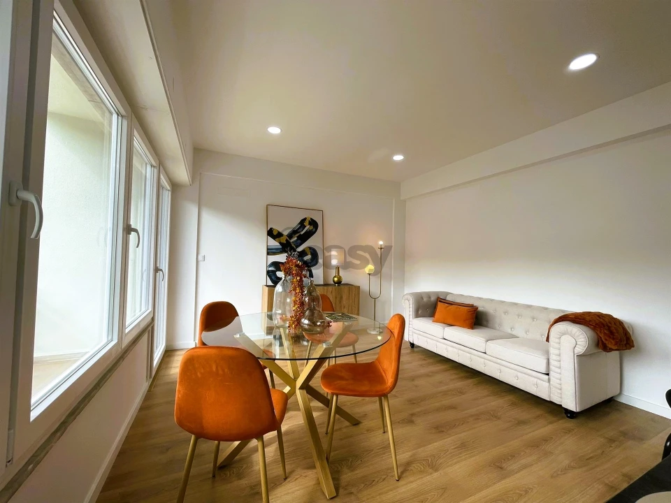 Apartamento T3 para Venda em Benfica Foto 4