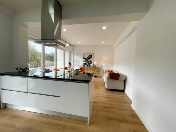 Apartamento T3 para Venda em Benfica
