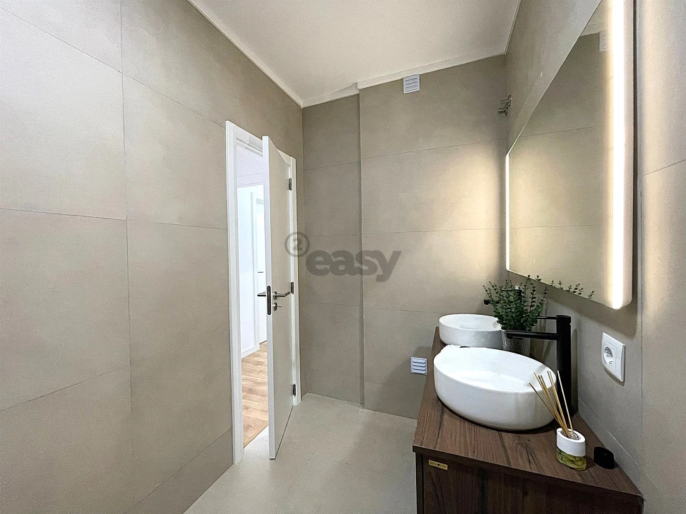 Apartamento T3 para Venda em Benfica Foto 21