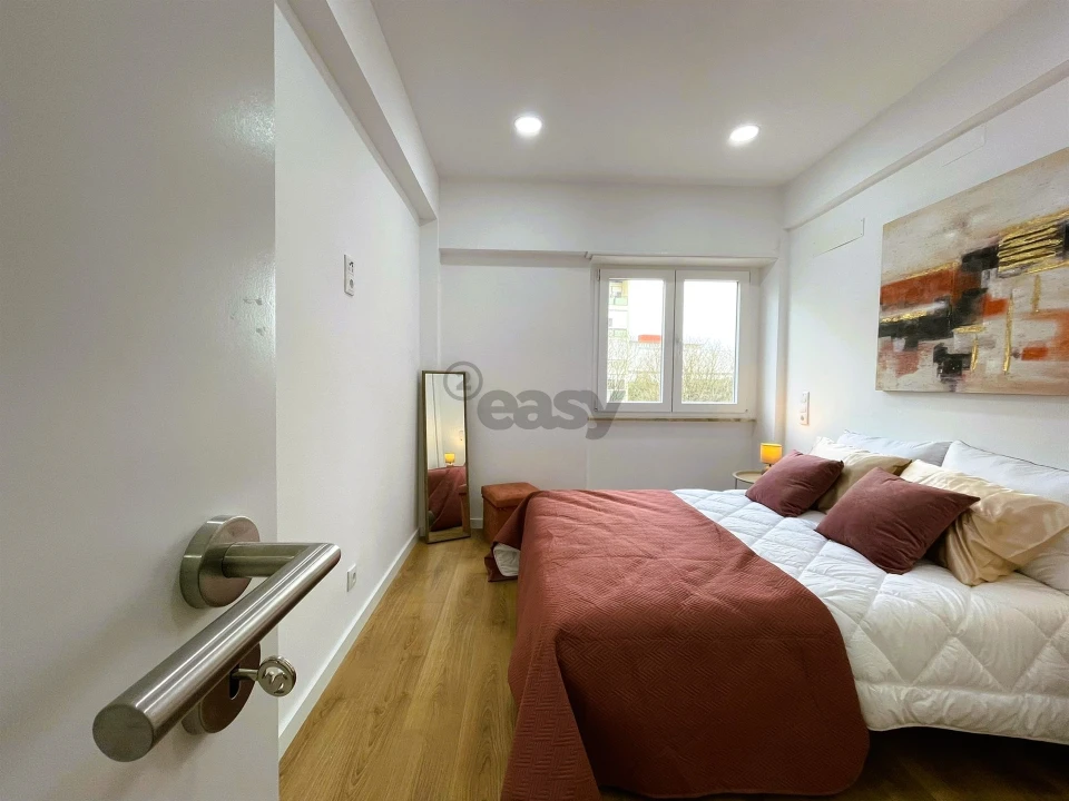 Apartamento T3 para Venda em Benfica Foto 24