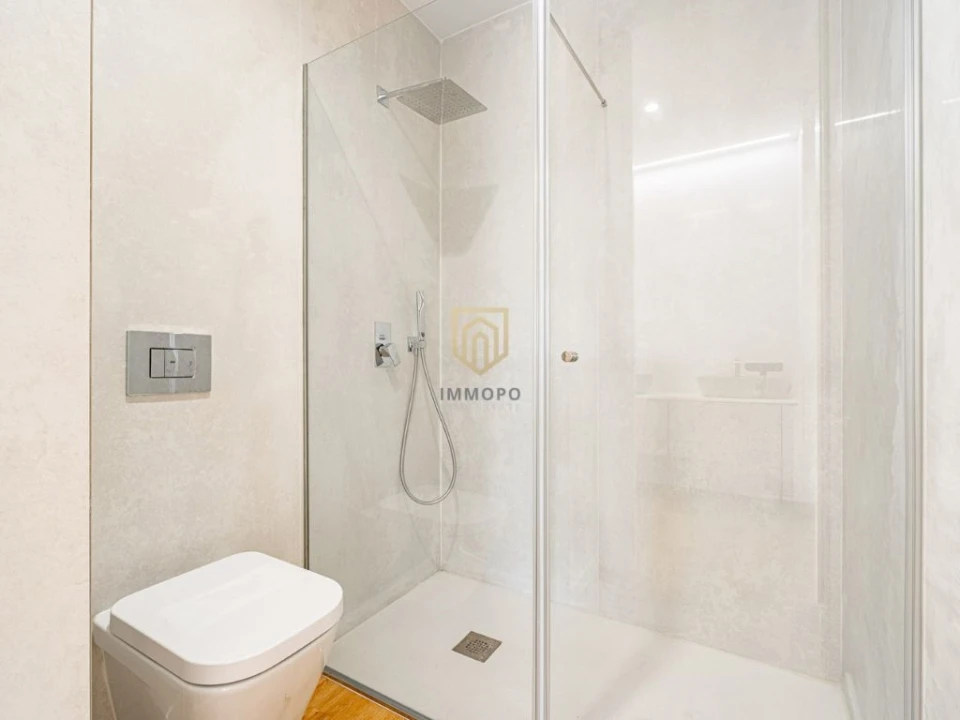 Moradia T4 para Venda em Canidelo Foto 30