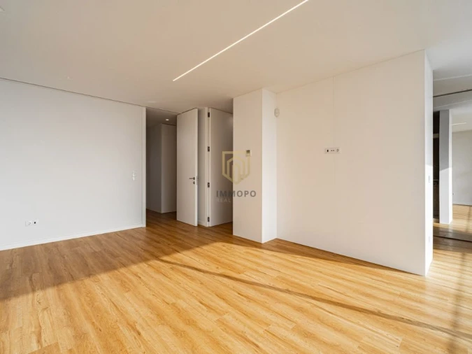 Moradia T4 para Venda em Canidelo Foto 23