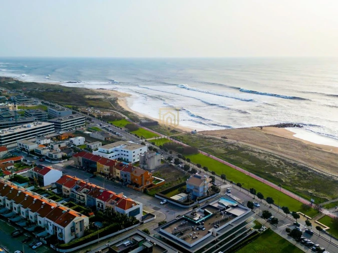 Moradia T4 para Venda em Canidelo Foto 51