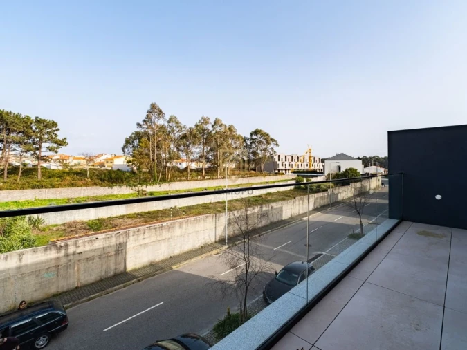 Moradia T4 para Venda em Canidelo Foto 39