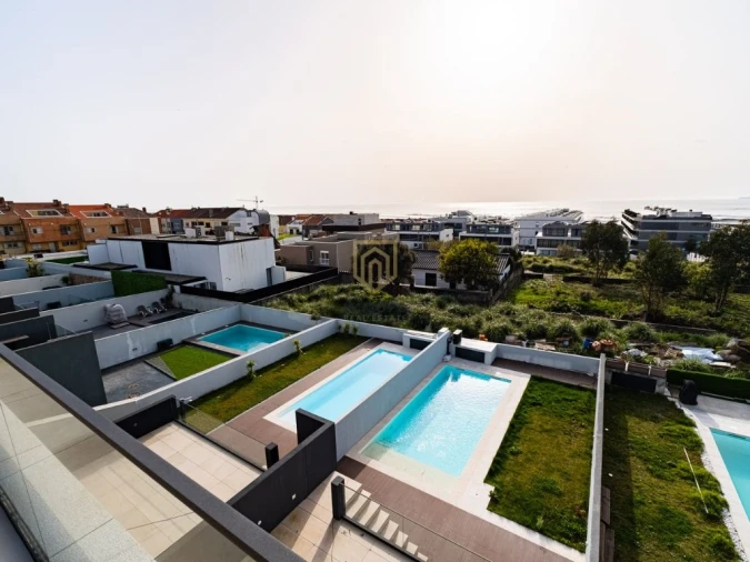 Moradia T4 para Venda em Canidelo Foto 41