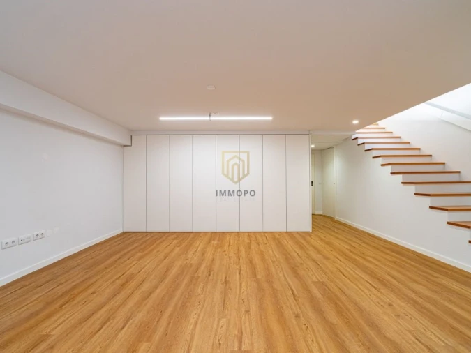 Moradia T4 para Venda em Canidelo Foto 3