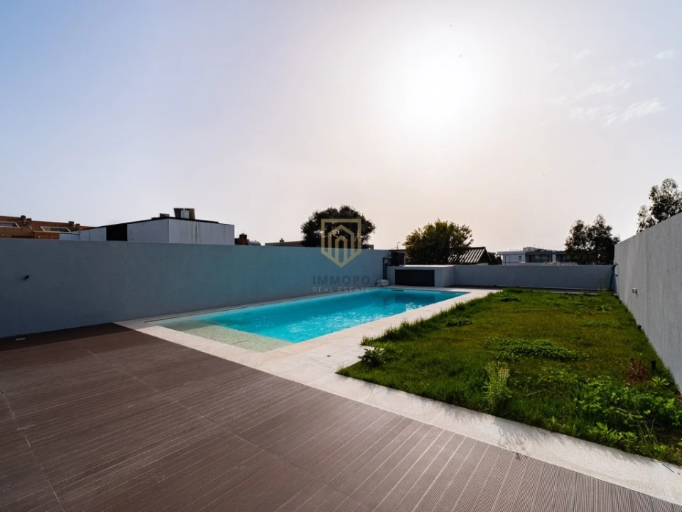 Moradia T4 para Venda em Canidelo Foto 6