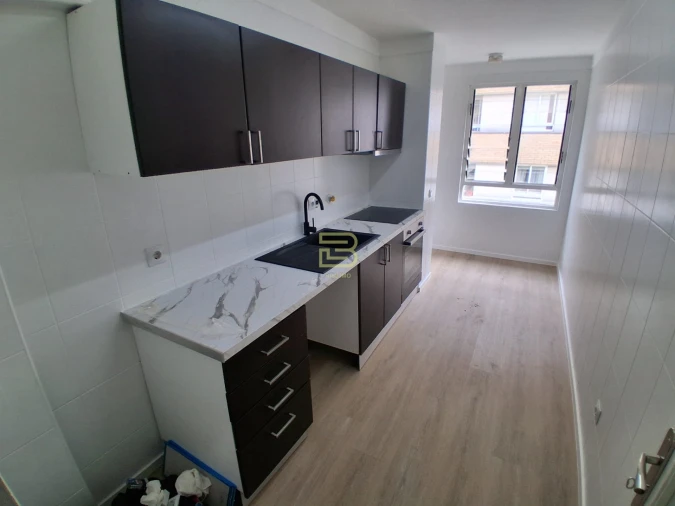 Apartamento T3 para Venda em Baguim do Monte (Rio Tinto) Foto 1