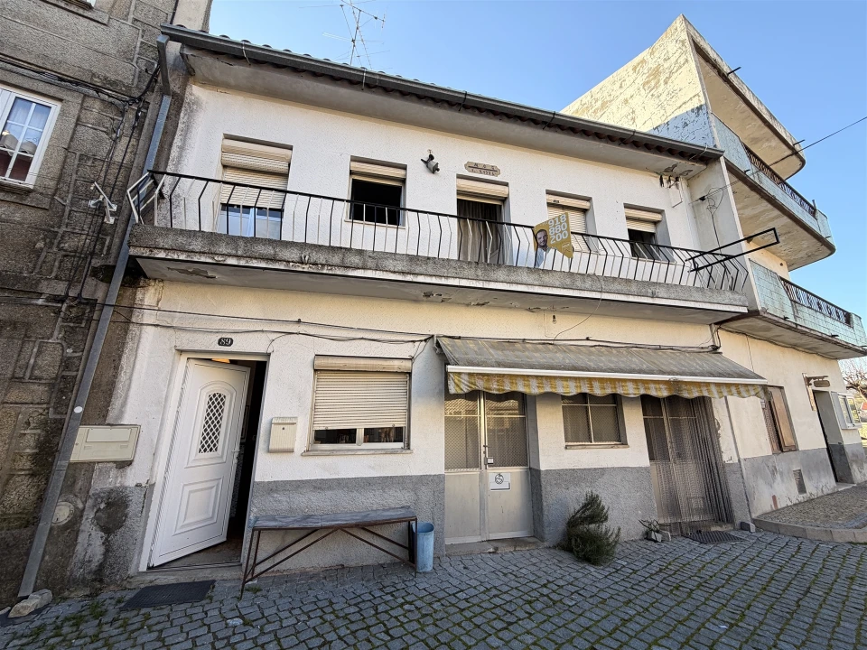 Moradia T4 para Venda em Aldeia do Bispo, Águas e Aldeia de João Pires Foto 3