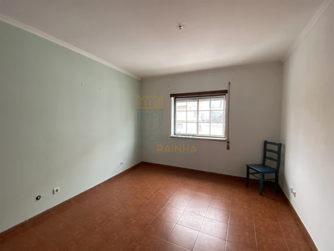 Apartamento T2 para Arrendamento em Nossa Senhora do Pópulo, Coto e São Gregório Foto 10