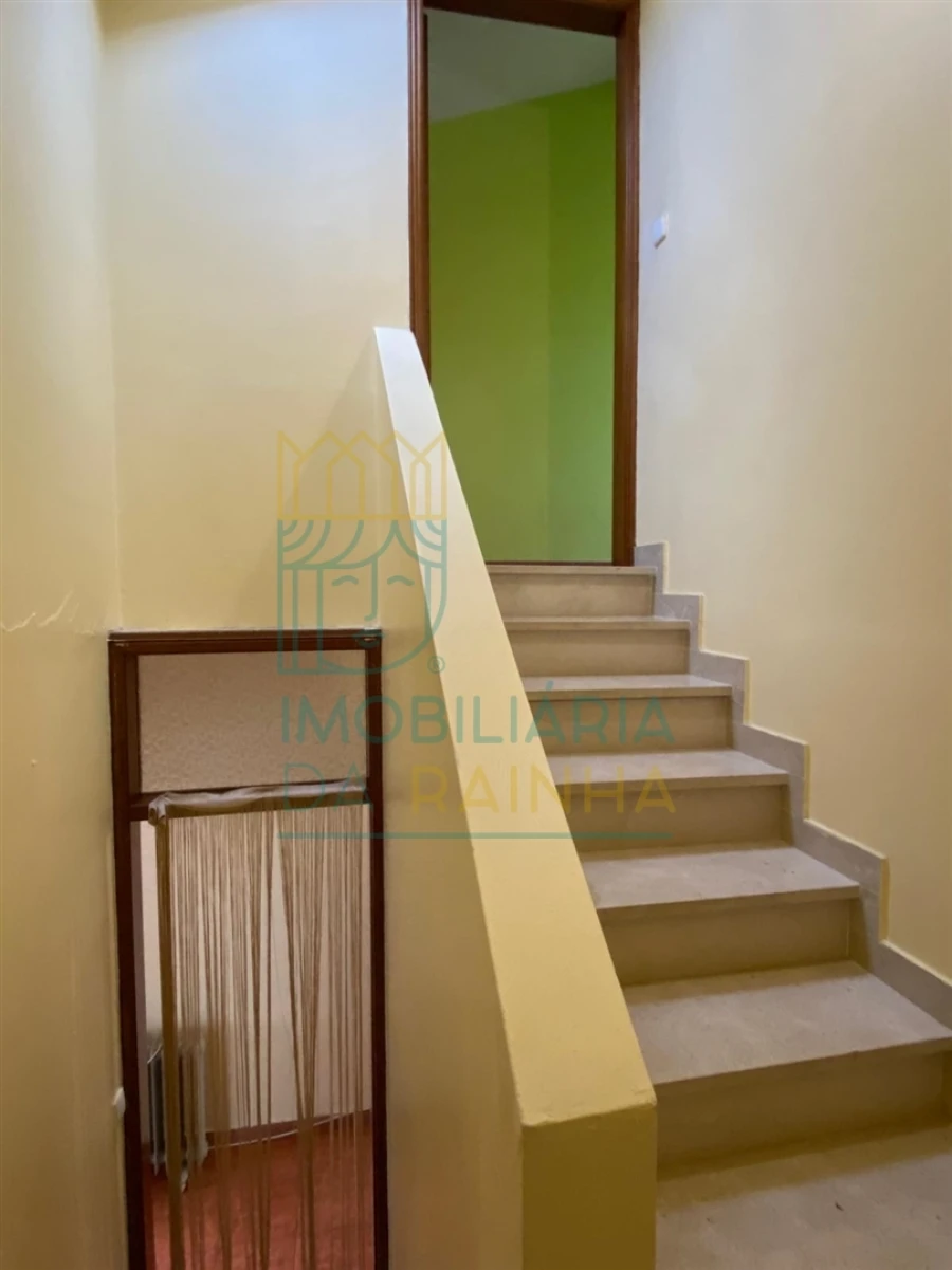 Apartamento T2 para Arrendamento em Nossa Senhora do Pópulo, Coto e São Gregório Foto 21