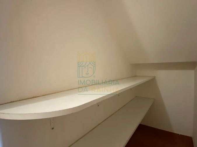 Apartamento T2 para Arrendamento em Nossa Senhora do Pópulo, Coto e São Gregório Foto 8