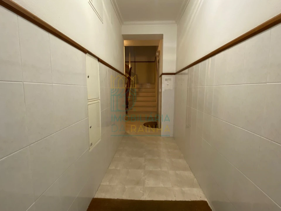 Apartamento T2 para Arrendamento em Nossa Senhora do Pópulo, Coto e São Gregório Foto 23