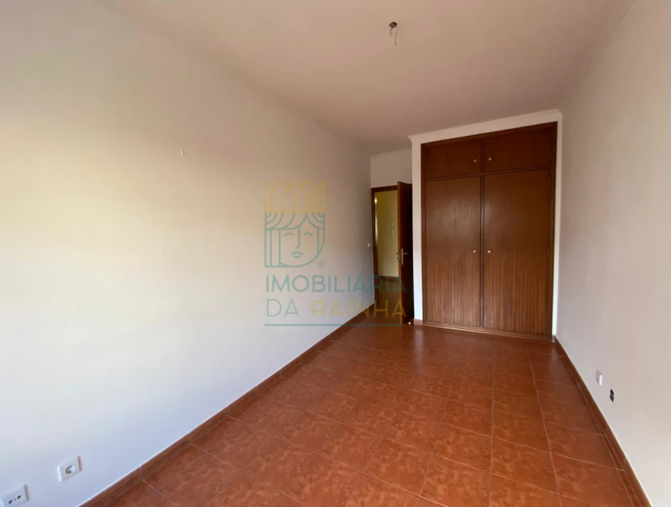 Apartamento T2 para Arrendamento em Nossa Senhora do Pópulo, Coto e São Gregório Foto 16