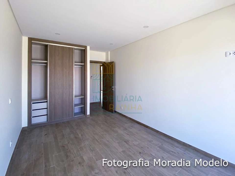 Moradia T3 para Venda em Nadadouro Foto 18