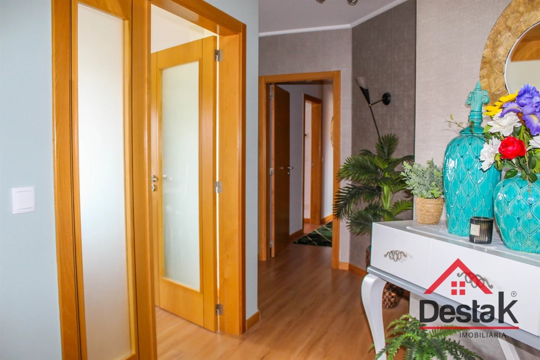 Apartamento T3 para Venda em Viseu Foto 11