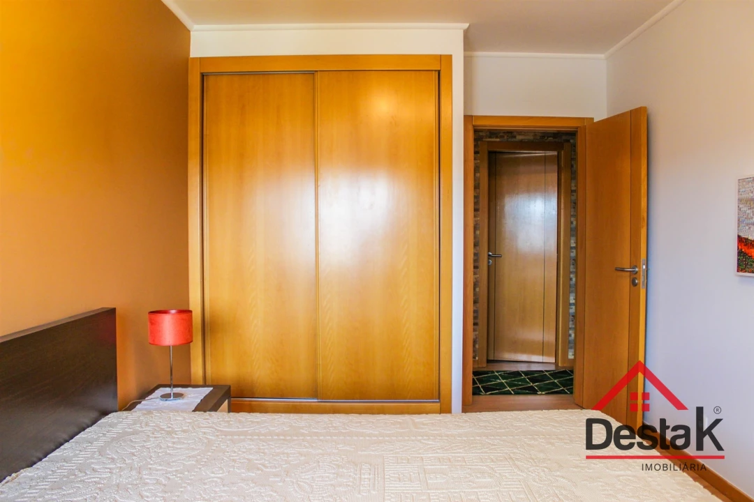 Apartamento T3 para Venda em Viseu Foto 17