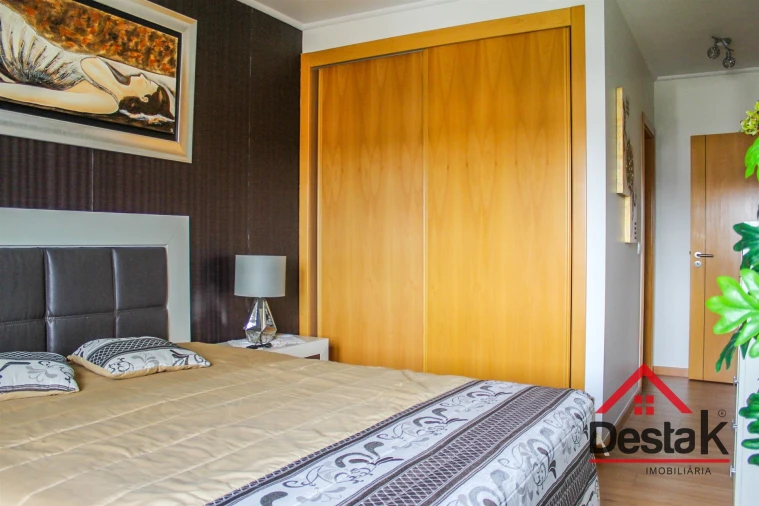 Apartamento T3 para Venda em Viseu Foto 24