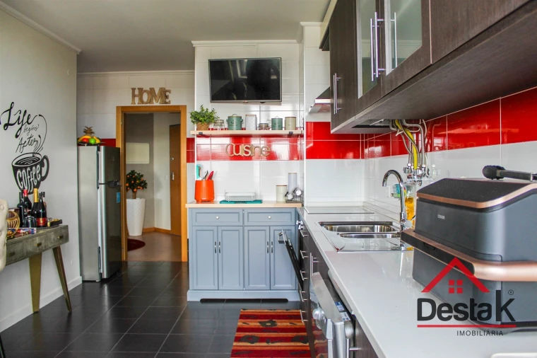 Apartamento T3 para Venda em Viseu Foto 2