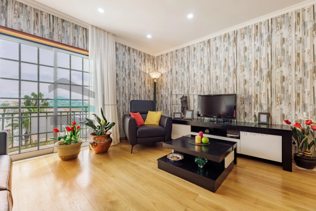 Apartamento T1 para Venda em Quarteira Foto 2