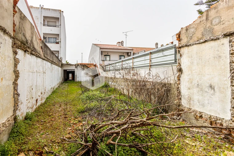 Terreno para Venda em Almeirim Foto 8