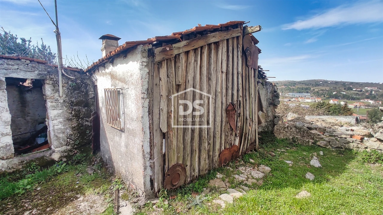 Moradia T2 para Venda em Guarda Foto 7