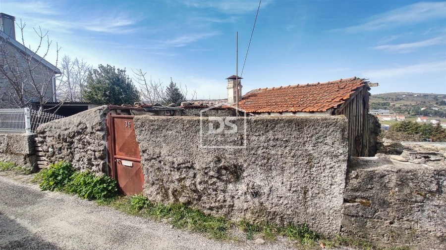 Moradia T2 para Venda em Guarda Foto 15