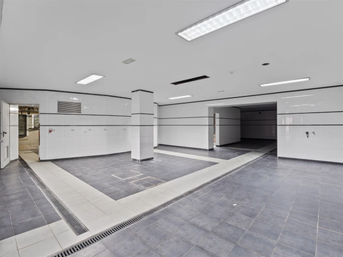 Moradia T7 para Venda em Queluz e Belas Foto 30