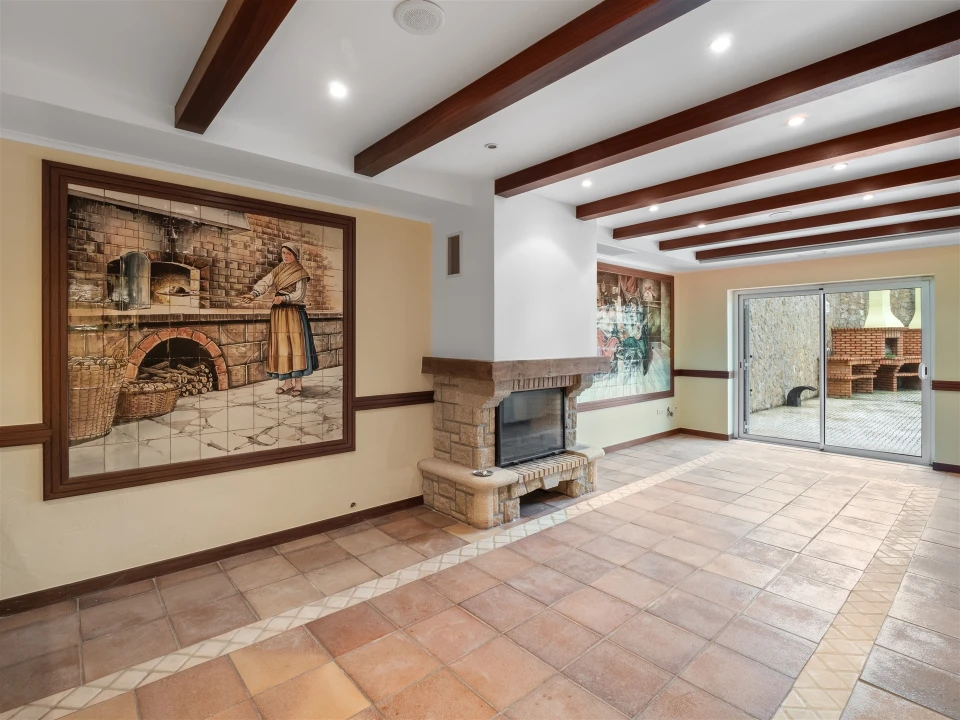 Moradia T7 para Venda em Queluz e Belas Foto 14