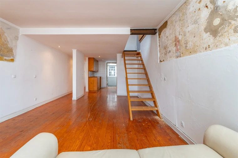 Apartamento T2 para Venda em Misericórdia Foto 19