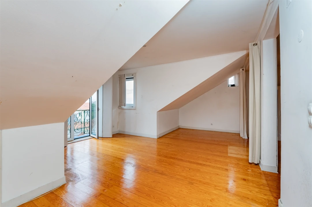 Apartamento T2 para Venda em Misericórdia Foto 30