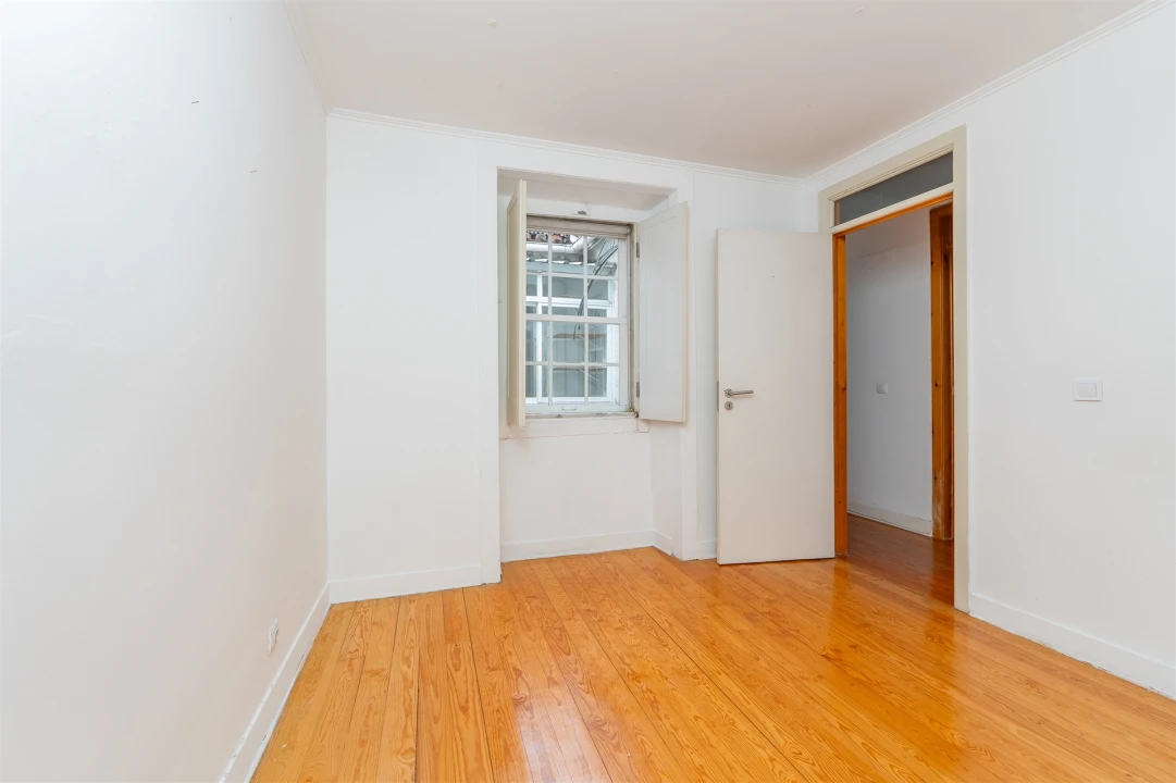 Apartamento T2 para Venda em Misericórdia Foto 25
