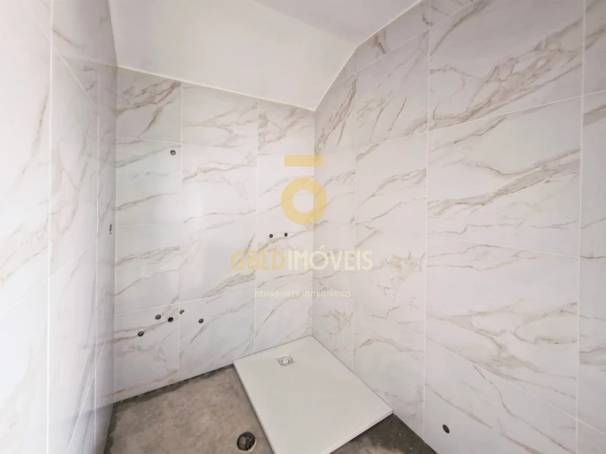 Moradia T3 para Venda em Loureiro Foto 15