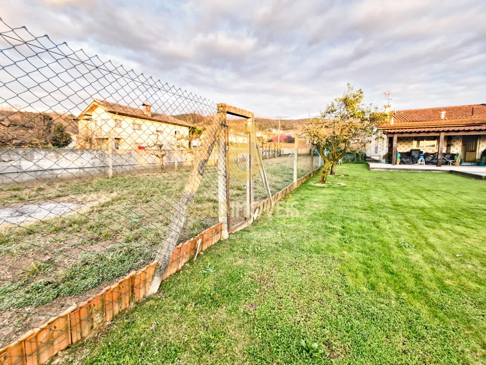 Moradia T3 para Venda em Branca Foto 15