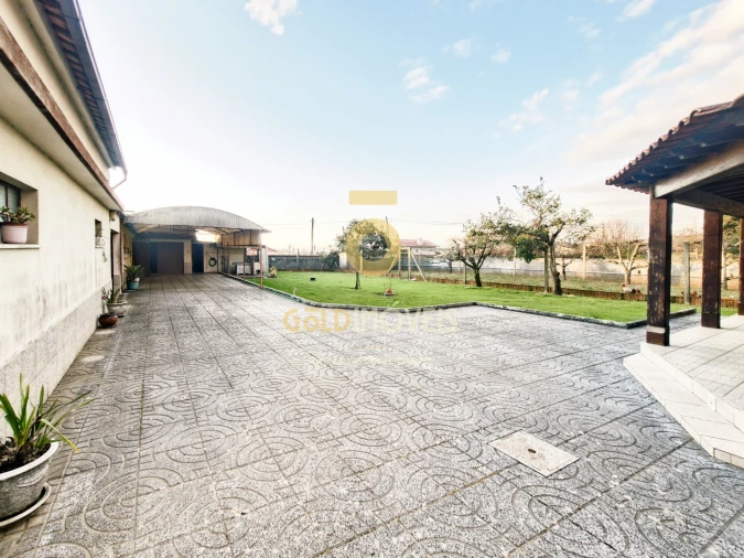 Moradia T3 para Venda em Branca Foto 4