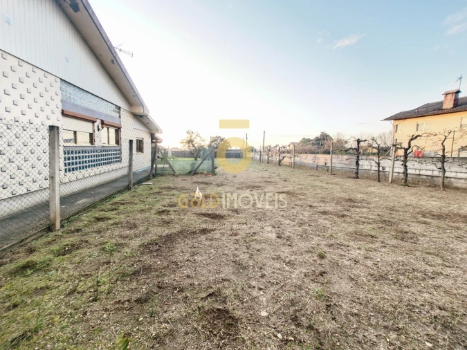 Moradia T3 para Venda em Branca Foto 19