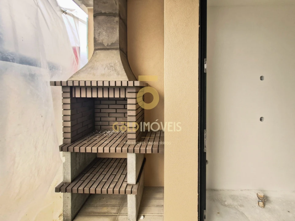 Moradia T3 para Venda em Loureiro Foto 6