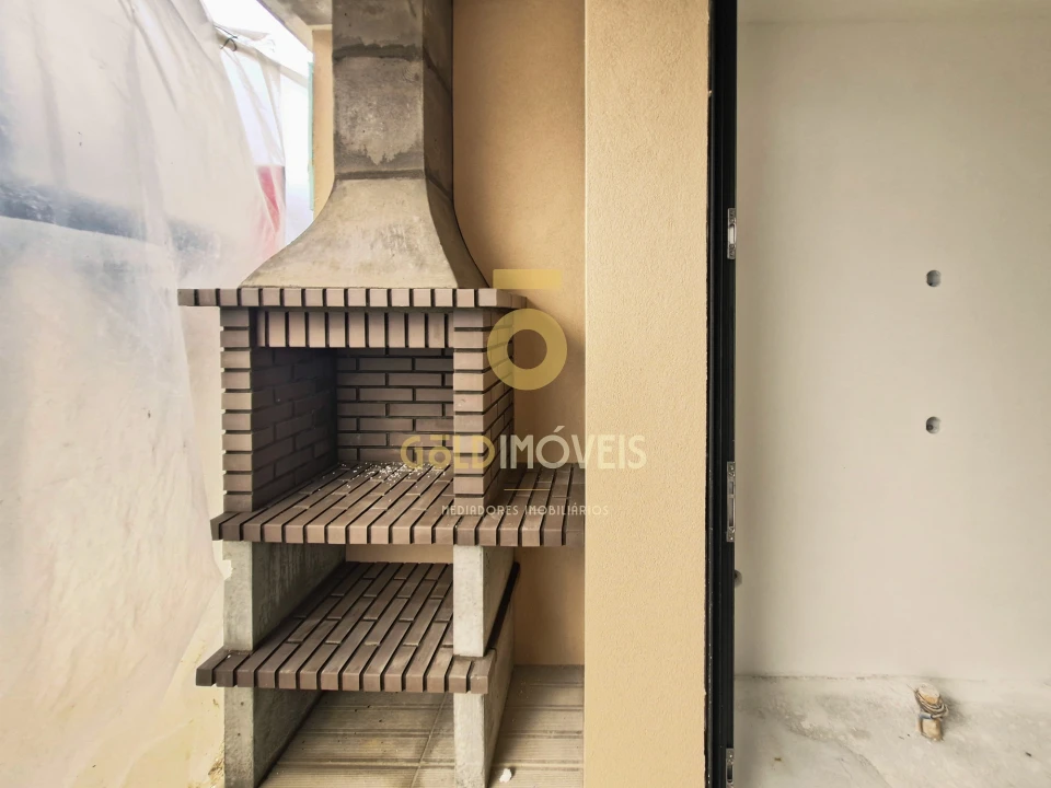 Moradia T3 para Venda em Loureiro Foto 6