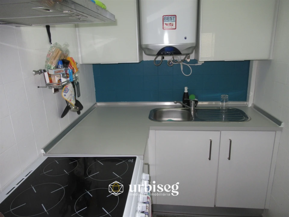 Apartamento T2 para Arrendamento em Buarcos Foto 4