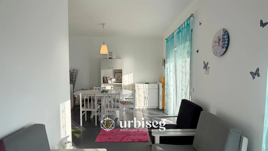 Apartamento T2 para Arrendamento em Buarcos Foto 9