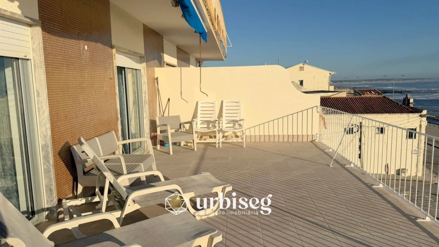 Apartamento T2 para Arrendamento em Buarcos Foto 4