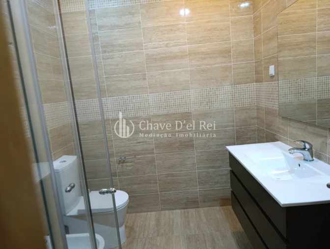 Apartamento T4 para Arrendamento em Viseu Foto 17