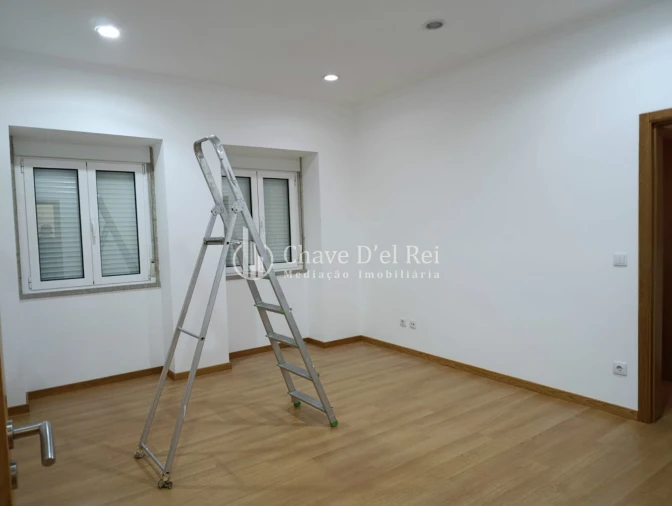 Apartamento T4 para Arrendamento em Viseu Foto 11