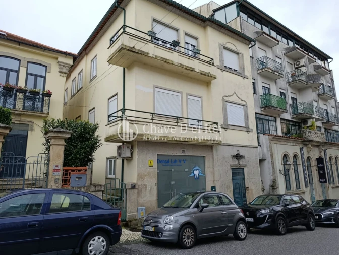 Apartamento T4 para Arrendamento em Viseu Foto 2